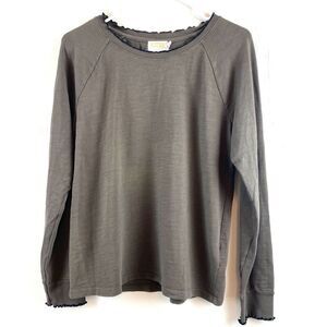 Nation Ltd Long Sleeve Crew neck Top Size Medium Green Lettuce Hem Cotton